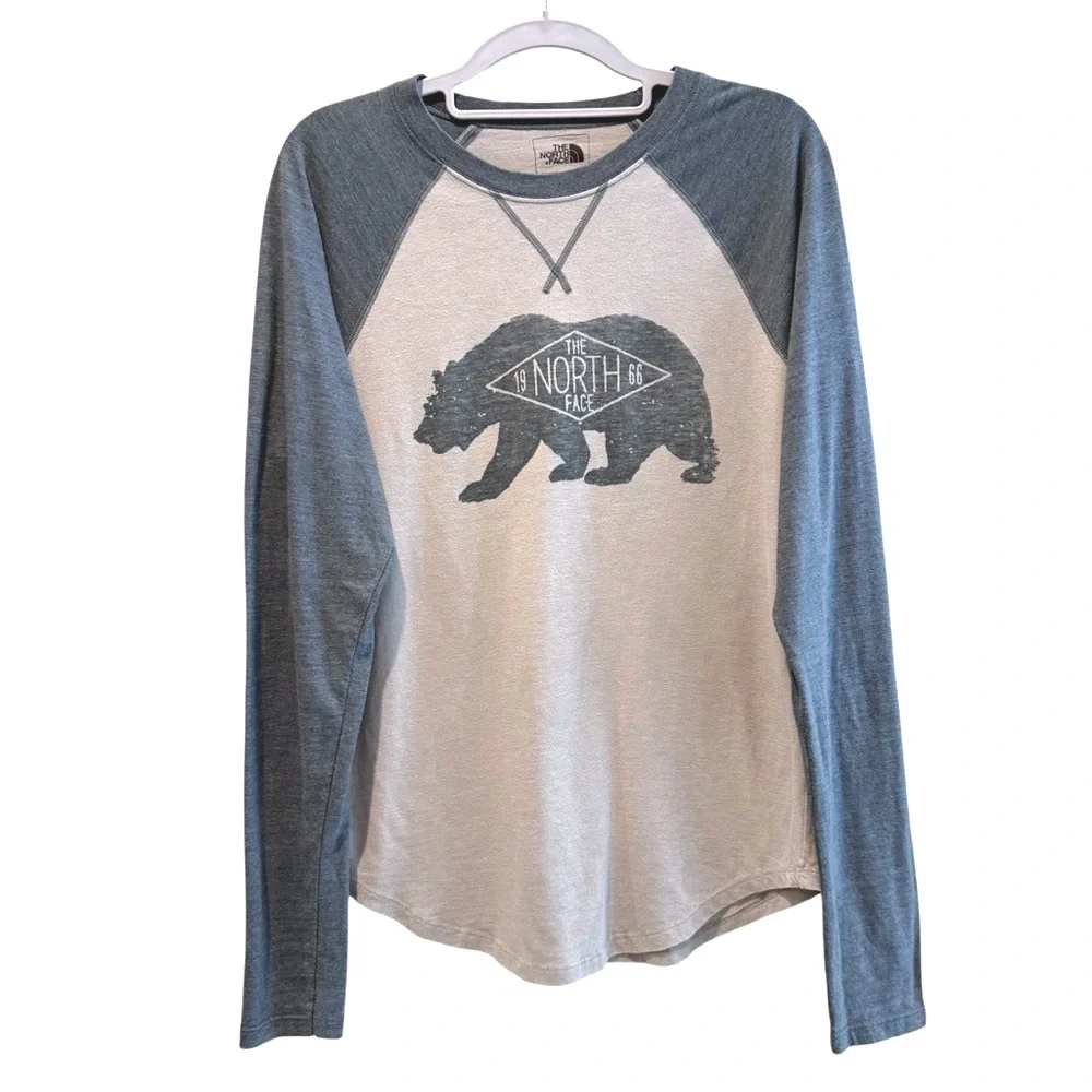 The North Face The Cali Bear Graphic Raglan Long‎ Sleeve Tee Men’s Size Small